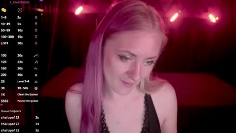 Lina online show from 6, 6, 2026