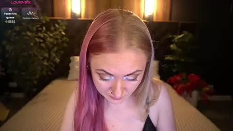 Snapshot of dramaquenn chatting on 25, 7, 2026 Lina online show from 25, 7, 2026