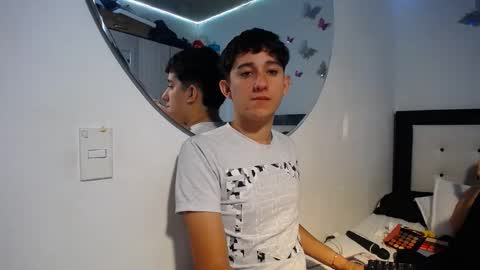 -- nicolle and jhon -- online show from 8, 11, 2025