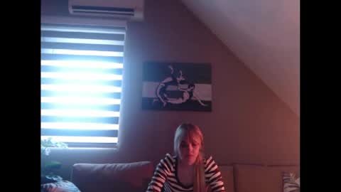 Snapshot of dreamcatcherfantasy chatting on 11, 12, 2024 A girl online show from 11, 12, 2024