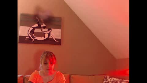 Snapshot of dreamcatcherfantasy chatting on 20, 12, 2024 A girl online show from 20, 12, 2024