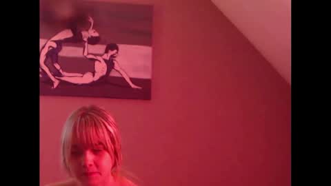 Snapshot of dreamcatcherfantasy chatting on 5, 2, 2025 A girl online show from 5, 2, 2025