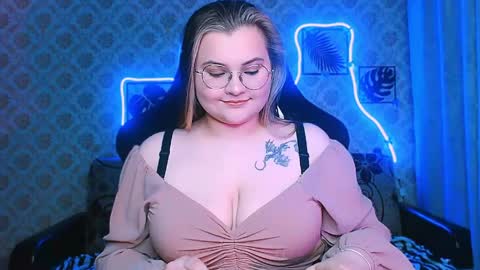 Snapshot of dreamforyoue2 chatting on 28, 4, 2026 dreamforyoue2 online show from 28, 4, 2026