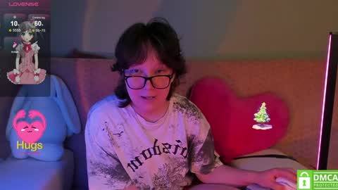 Snapshot of dreamgirllove chatting on 16, 1, 2025 Billy online show from 16, 1, 2025