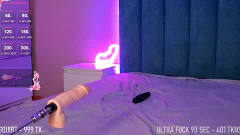 Mila online show from 15, 12, 2025