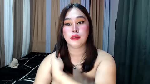 Snapshot of dreammegan chatting on 12, 3, 2025 Stacy DONT FORGET TO FOLLOW ME AND THUMBS UP my wife samgrg2 online show from 12, 3, 2025