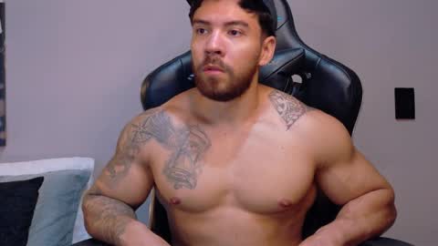 Snapshot of dreammr1 chatting on 3, 5, 2026 cris online show from 3, 5, 2026