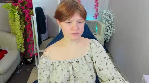 Luna online show from 5, 10, 2025