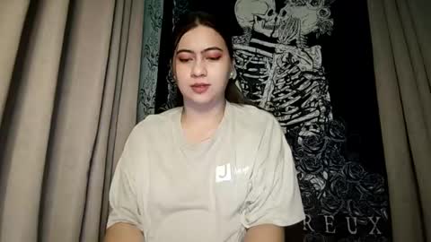 dreamycreamyst online show from 23, 2, 2025