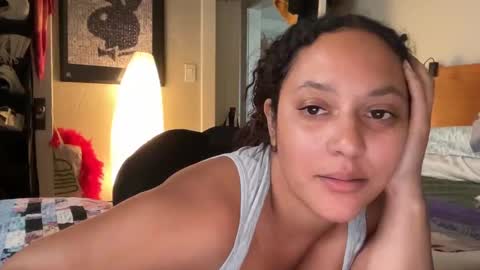 RIRI OR DREAMY online show from 12, 2, 2025