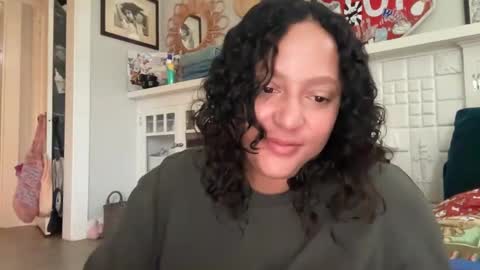 RIRI OR DREAMY online show from 27, 9, 2025