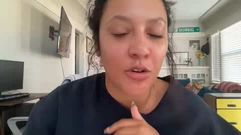 RIRI OR DREAMY online show from 1, 10, 2025