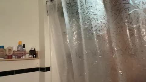 RIRI OR DREAMY online show from 22, 3, 2026