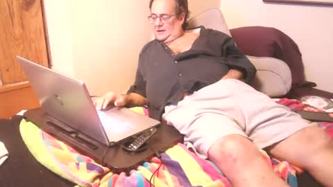 Snapshot of drfeelgood777 chatting on 6, 1, 2025 Dr. Feelgood online show from 6, 1, 2025