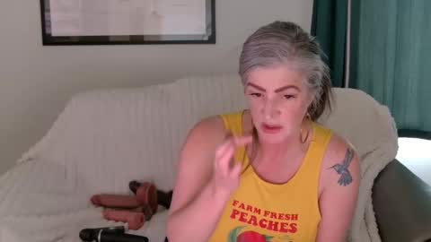 Snapshot of drippingwetgoddess chatting on 27, 4, 2026 Angie online show from 27, 4, 2026