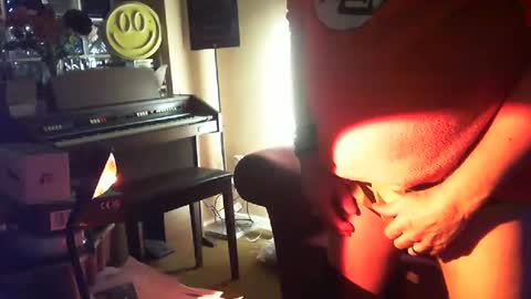 Snapshot of drummer310847 chatting on 19, 12, 2024 Johnny online show from 19, 12, 2024