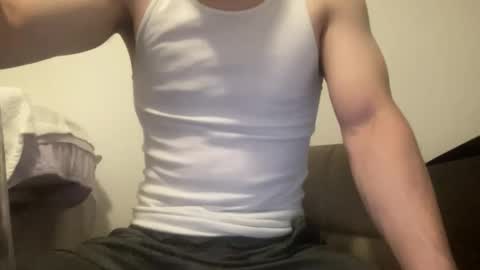 Snapshot of drveucrzy chatting on 6, 6, 2026 driveucrzy online show from 6, 6, 2026