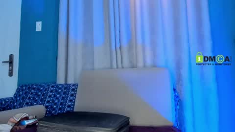 duamilktits online show from 30, 3, 2026