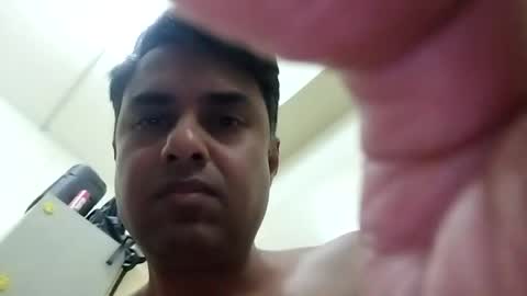 Snapshot of duck_cukk chatting on 5, 7, 2026 duck_cukk online show from 5, 7, 2026