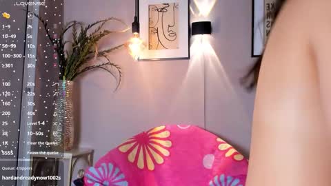 dulce__fiore07 online show from 6, 11, 2025