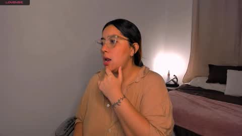 Snapshot of dulce_brithany chatting on 6, 10, 2025 dulce brithany online show from 6, 10, 2025