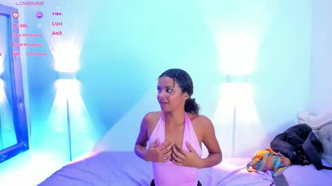 Snapshot of dulce_cute__ chatting on 19, 11, 2025 dulce online show from 19, 11, 2025