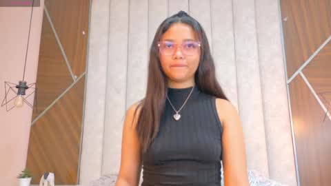 Snapshot of dulce_holy chatting on 6, 6, 2026 DULCE HOLY online show from 6, 6, 2026