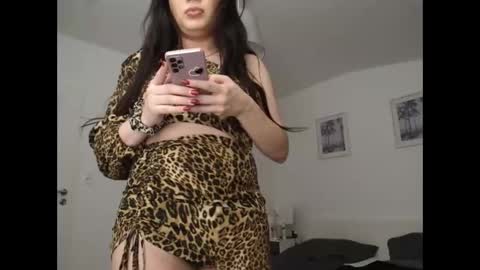 Snapshot of dulce_hot_23 chatting on 10, 6, 2026 Dulce Maria online show from 10, 6, 2026