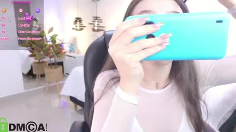 dulce_isabel_ online show from 28, 2, 2026