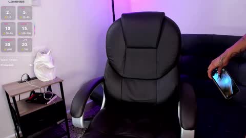 Kitty online show from 19, 11, 2025