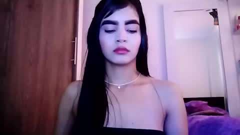 Snapshot of dulce_lucero chatting on 15, 12, 2024 dulce_lucero online show from 15, 12, 2024