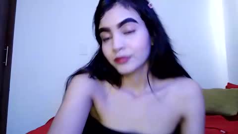 Snapshot of dulce_lucero chatting on 12, 1, 2025 dulce_lucero online show from 12, 1, 2025