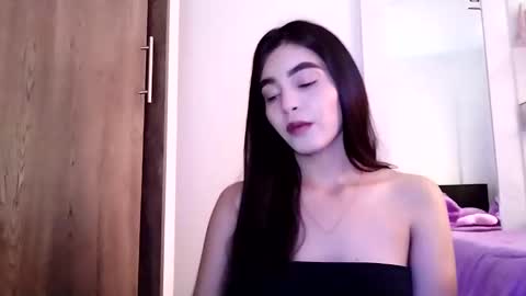 Snapshot of dulce_lucero chatting on 10, 3, 2025 dulce_lucero online show from 10, 3, 2025