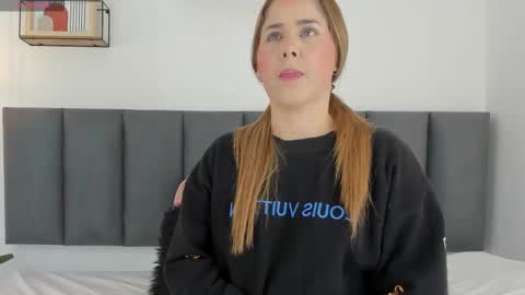 dulce_mg online show from 18, 11, 2025