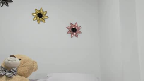 Dulce  online show from 8, 1, 2025