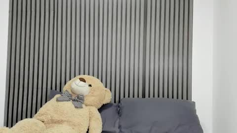 Dulce  online show from 20, 9, 2025