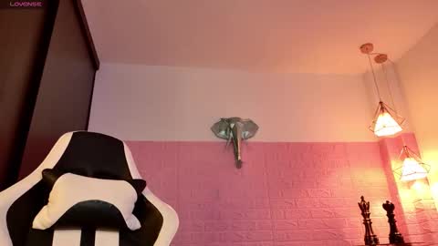 dulce_stormy online show from 24, 2, 2026