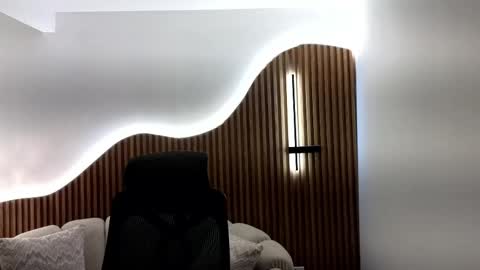 Snapshot of dulceamara_vg chatting on 25, 5, 2026 Amara online show from 25, 5, 2026