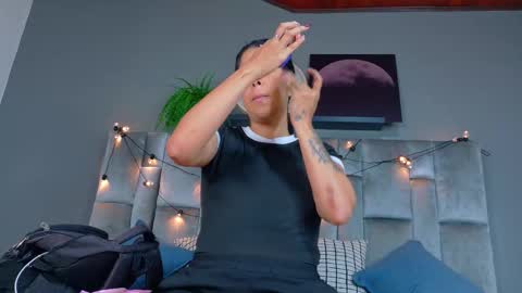 Snapshot of dulceaurora_ chatting on 18, 2, 2026 DULCE AURORA online show from 18, 2, 2026