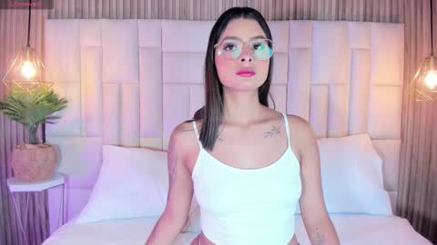 Dulce  online show from 3, 12, 2025