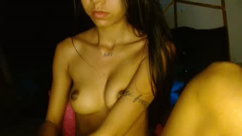 Snapshot of dulcelatina222 chatting on 28, 11, 2025 dulcelatina222 online show from 28, 11, 2025