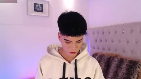 Dulcey online show from 8, 11, 2025