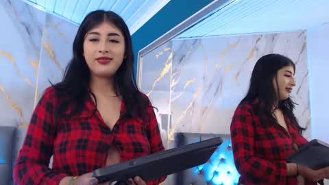 Abril Cruz online show from 12, 9, 2025