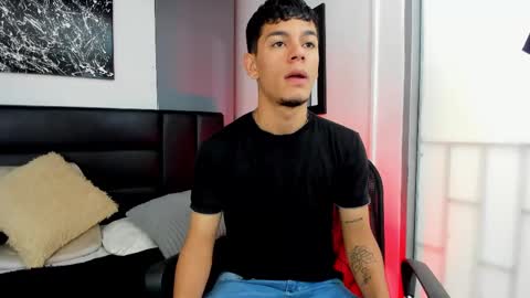 Snapshot of duolust chatting on 27, 9, 2025 Thomas and Noah online show from 27, 9, 2025