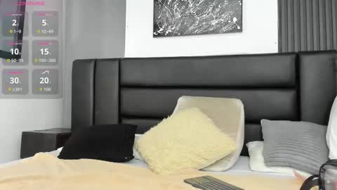 Snapshot of duolust chatting on 23, 10, 2025 Thomas and Noah online show from 23, 10, 2025