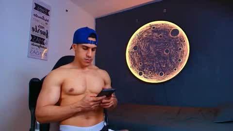 duran_dhikol1 online show from 15, 5, 2026