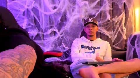 dustinandjordan online show from 10, 10, 2025