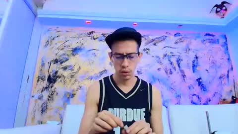 Dustin Dollin online show from 22, 11, 2025