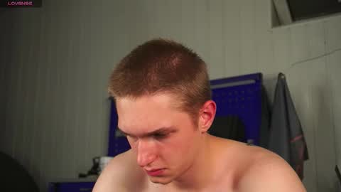 Dustyn online show from 9, 10, 2025