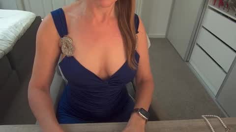 Ambertje040 online show from 22, 10, 2025